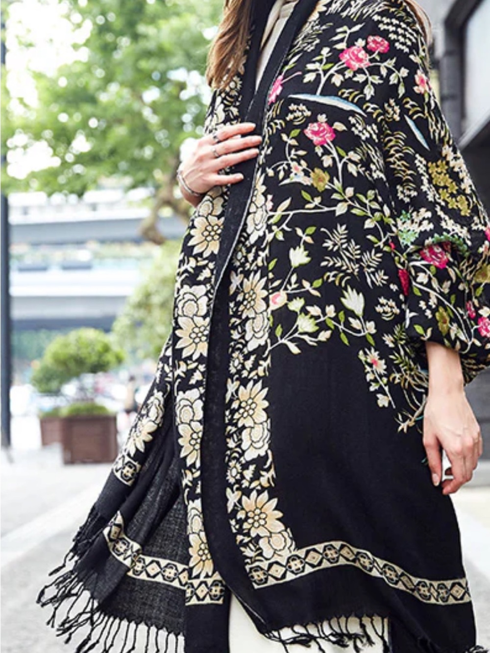 NWT Dana Xu Morino Wool Floral Embroidered Fringe  Shawl/Scarf/Wrap 96.5x43.3